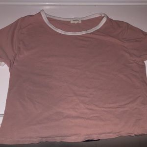 Cropped pink pastel shirt